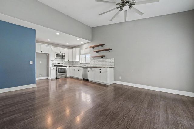 1938 Blake Ln, Valley Springs, CA 95252