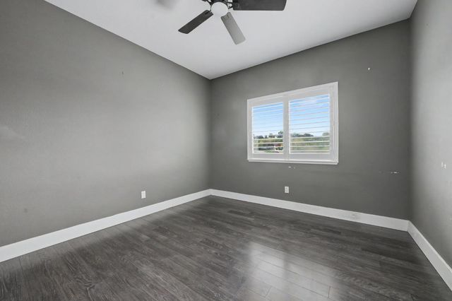 1938 Blake Ln, Valley Springs, CA 95252