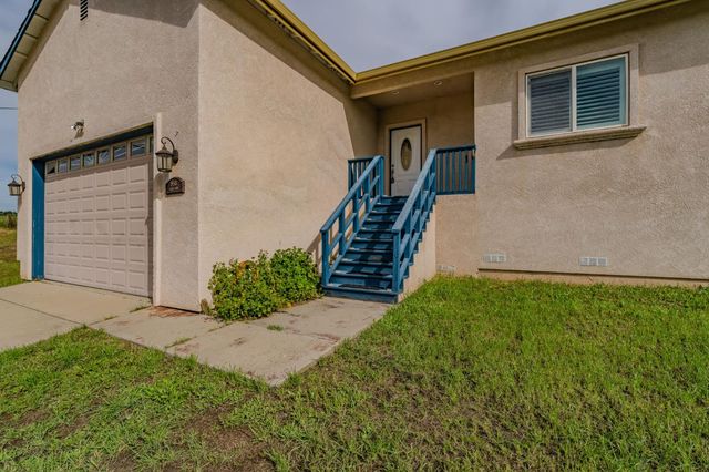 1938 Blake Ln, Valley Springs, CA 95252