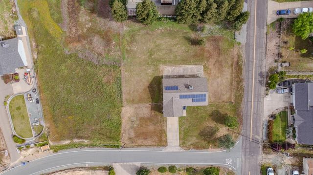 1938 Blake Ln, Valley Springs, CA 95252