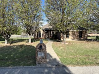 788 Robin Court, Springtown, TX 76082