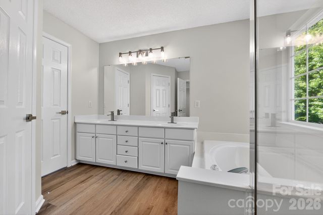 5107 Bentgrass Run Drive, Charlotte, NC 28269