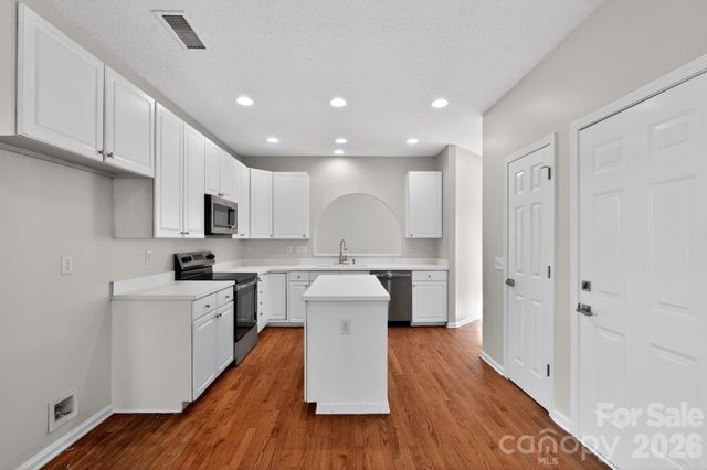 5107 Bentgrass Run Drive, Charlotte, NC 28269