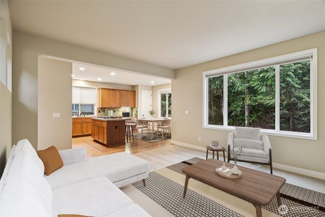 2109 263rd Lane SE, Sammamish, WA 98075