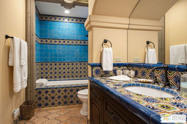 32 Clancy Lane, Rancho Mirage, CA 92270