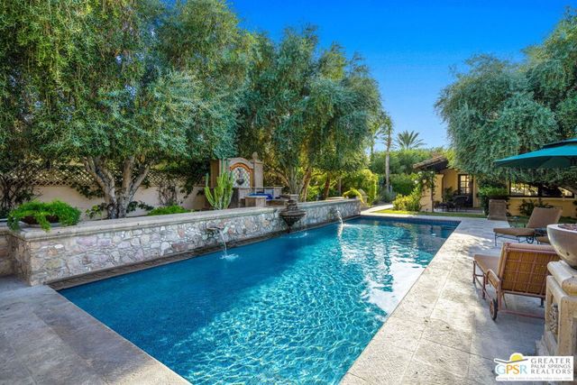 32 Clancy Lane, Rancho Mirage, CA 92270