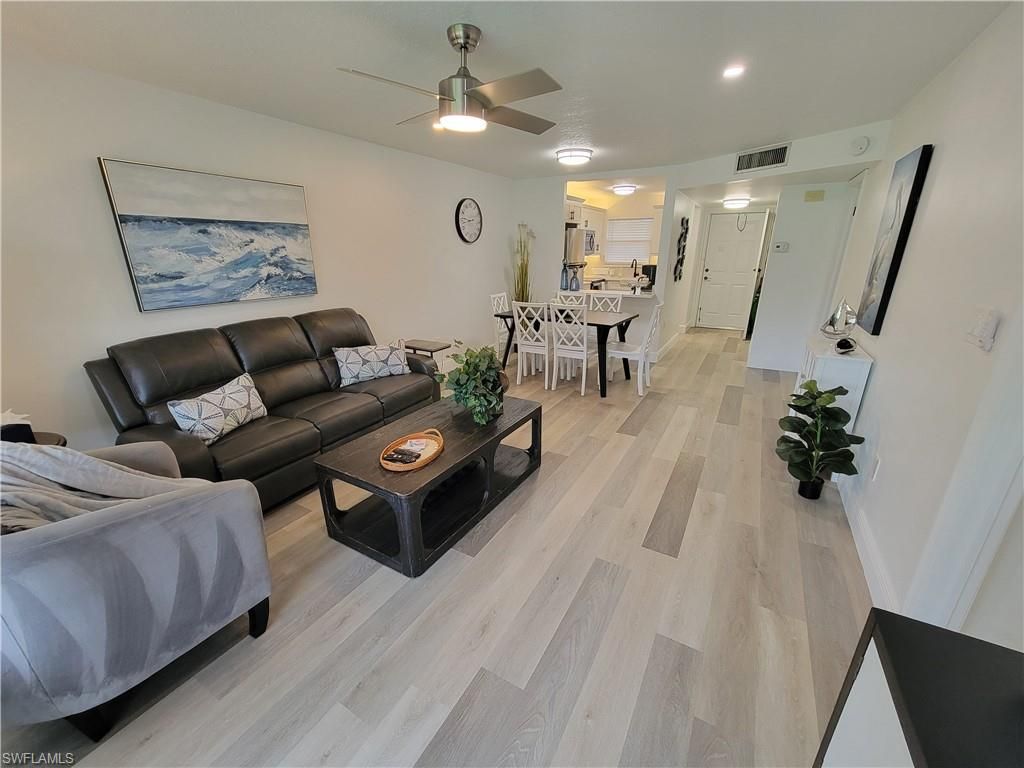 200 Forest Lakes BLVD # 111, Naples, FL 34105