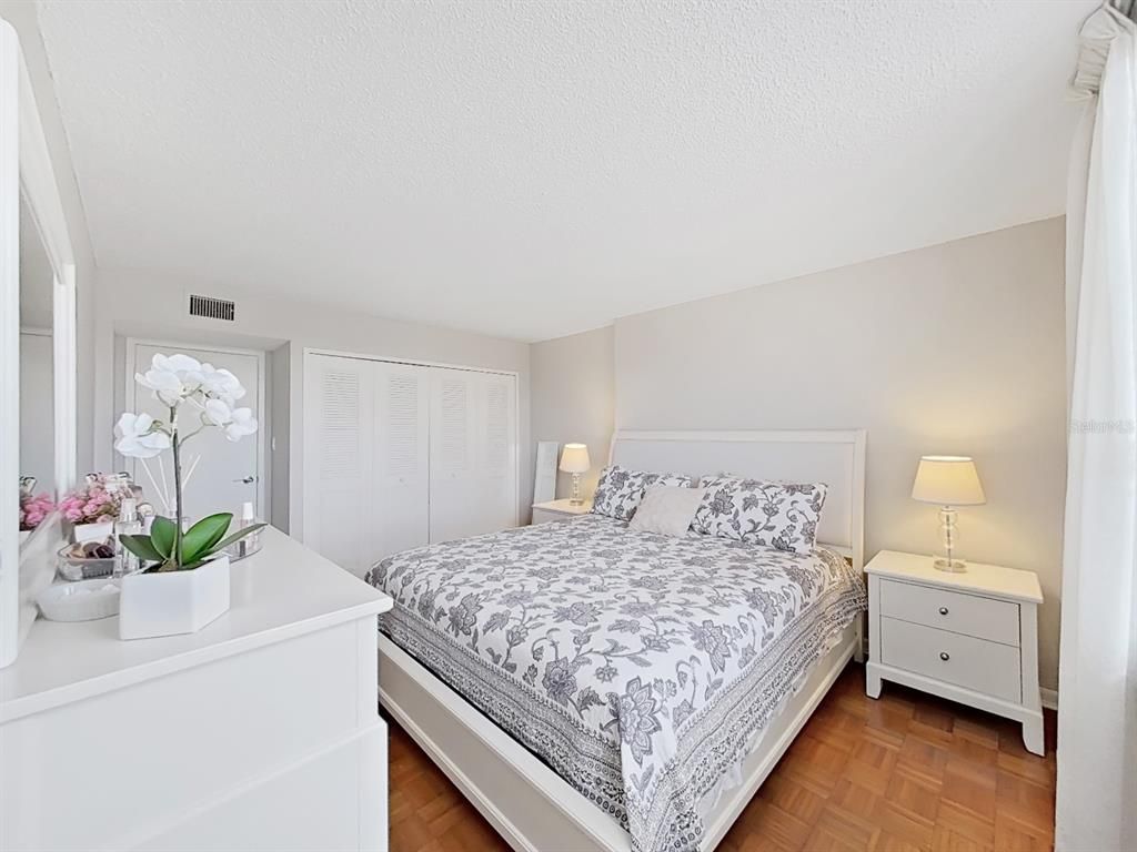 Image 25 of property listing at 400 ISLAND WAY 203, Clearwater Beach, FL 33767