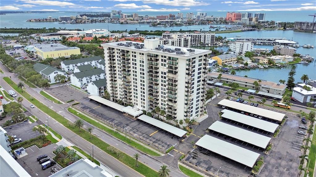 Image 37 of property listing at 400 ISLAND WAY 203, Clearwater Beach, FL 33767