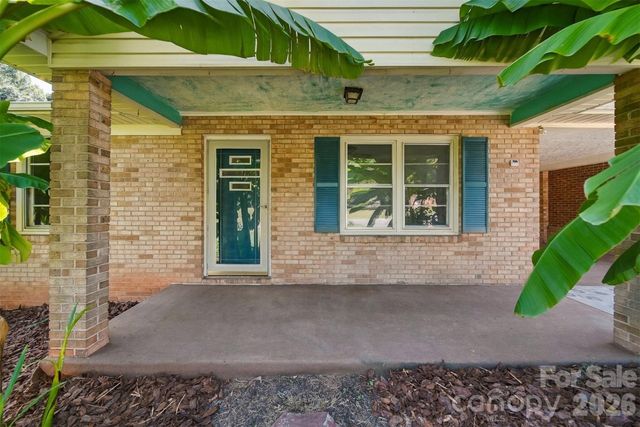 3490 Greentree Acres Road, Valdese, NC 28690