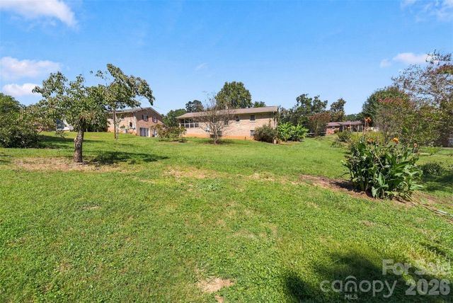 3490 Greentree Acres Road, Valdese, NC 28690