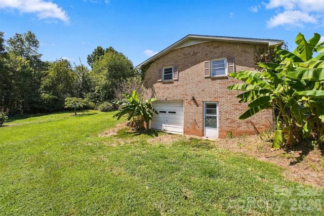3490 Greentree Acres Road, Valdese, NC 28690