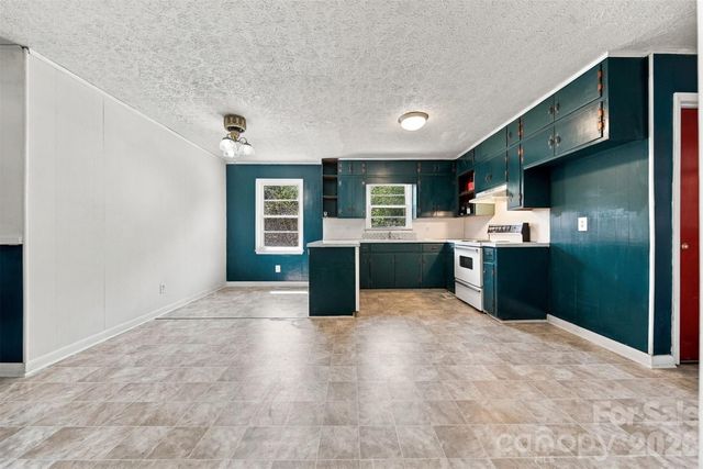 3490 Greentree Acres Road, Valdese, NC 28690
