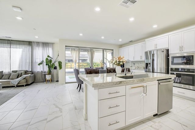 5882 Beechwood Loop, Dublin, CA 94568