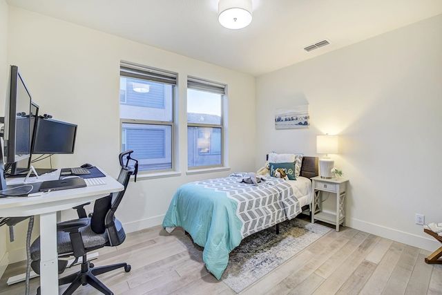 5882 Beechwood Loop, Dublin, CA 94568