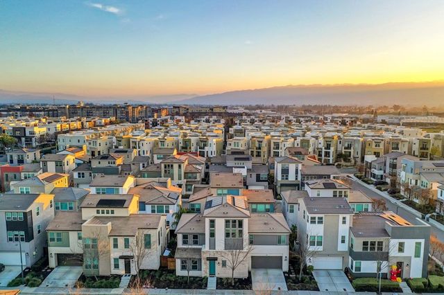 5882 Beechwood Loop, Dublin, CA 94568