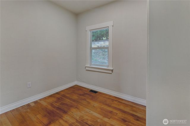 1427 E Fairbanks Street, Tacoma, WA 98404