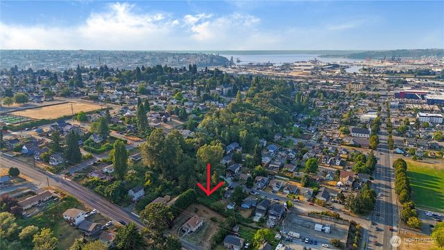 1427 E Fairbanks Street, Tacoma, WA 98404