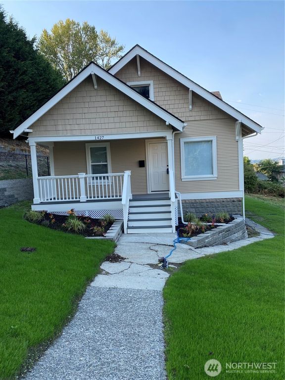 1427 E Fairbanks Street, Tacoma, WA 98404