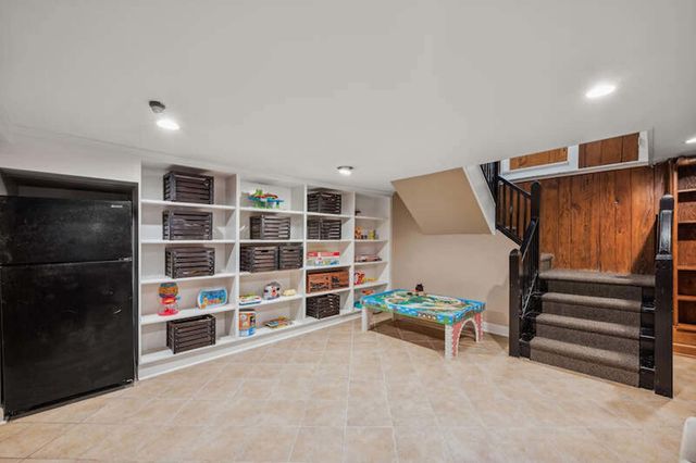 390 Hazel Avenue, Highland Park, IL 60035
