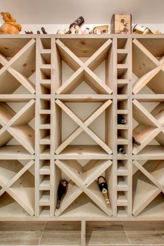 1226 W Henderson Street, Chicago, IL 60657