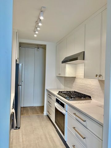 65 E India Row 6F, Boston, MA 02110