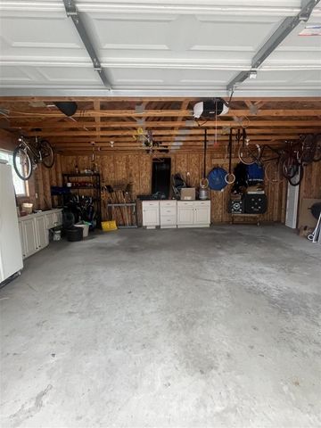 209 W 15th Street, Holland, MI 49423