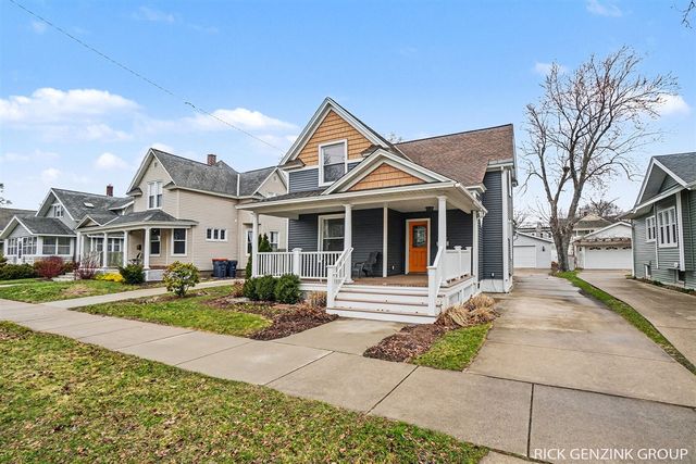209 W 15th Street, Holland, MI 49423