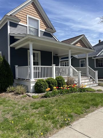 209 W 15th Street, Holland, MI 49423