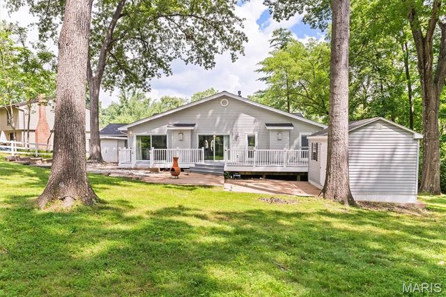 4962 Deepwood Court, St Louis, MO 63128