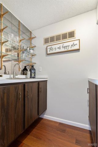 4962 Deepwood Court, St Louis, MO 63128