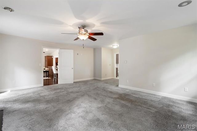 4962 Deepwood Court, St Louis, MO 63128