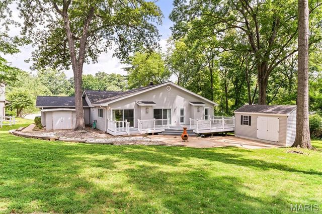4962 Deepwood Court, St Louis, MO 63128