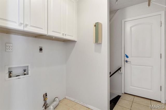 4962 Deepwood Court, St Louis, MO 63128