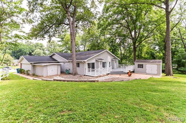 4962 Deepwood Court, St Louis, MO 63128