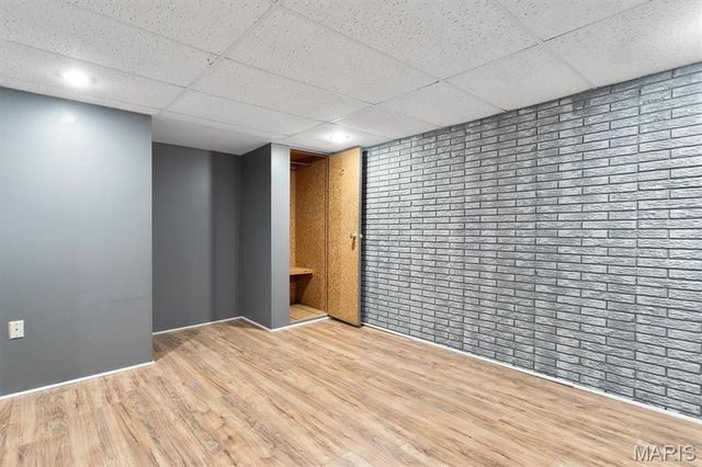 4962 Deepwood Court, St Louis, MO 63128