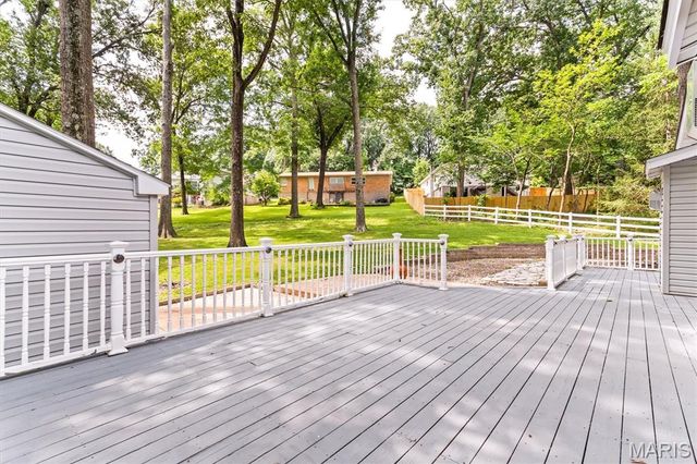4962 Deepwood Court, St Louis, MO 63128