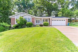 4962 Deepwood Court, St Louis, MO 63128
