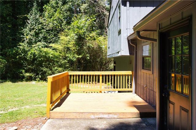 4685 Barnes Court, Loganville, GA 30052