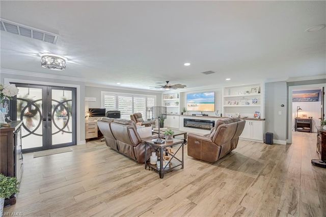 1820 36th TER, Cape Coral, FL 33904