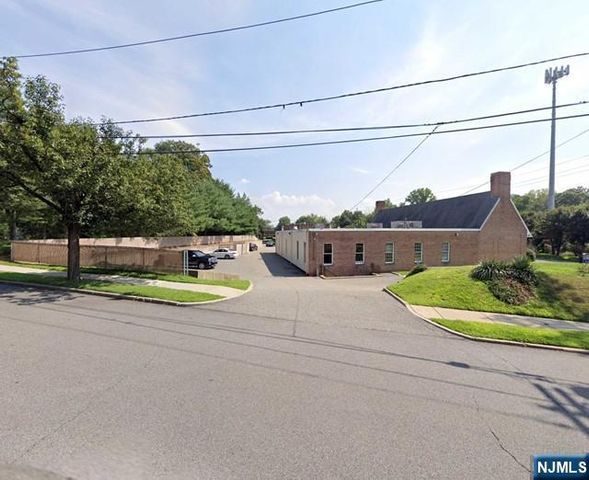 50 Broadway, Hillsdale, NJ 07642