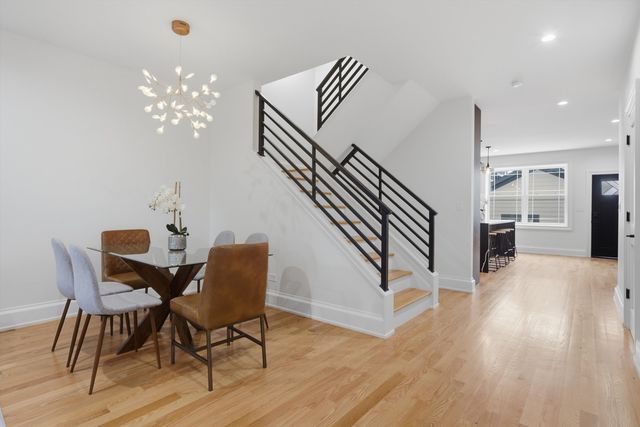2334 N Oakley Avenue, Chicago, IL 60647