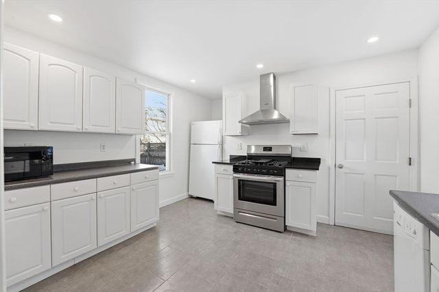 39 Fairmont St 1, Cambridge, MA 02139