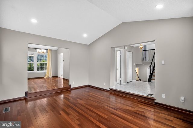 3 PHEASANT RUN CT, Lutherville Timonium, MD 21093