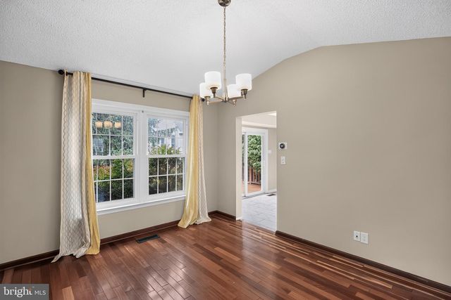 3 PHEASANT RUN CT, Lutherville Timonium, MD 21093