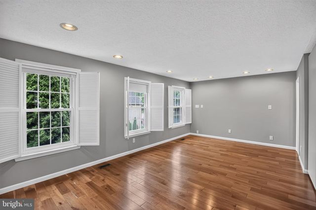 3 PHEASANT RUN CT, Lutherville Timonium, MD 21093
