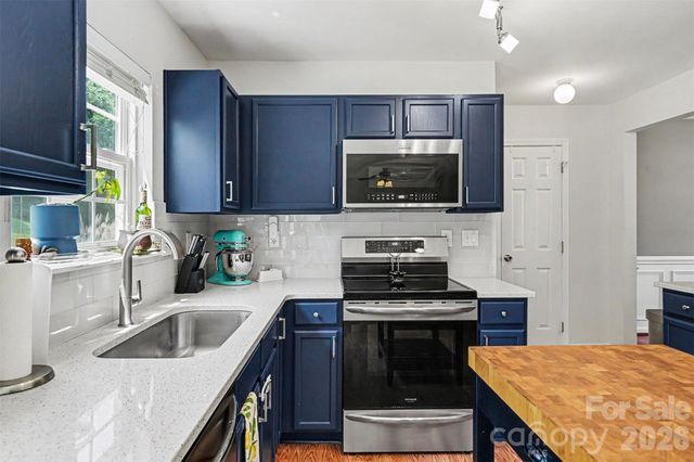 6019 Firethorne Lane, Concord, NC 28025