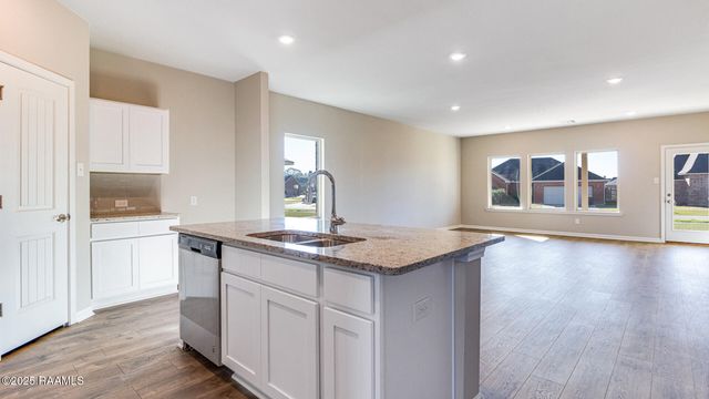 337 White Pine Drive, Lafayette, LA 70501