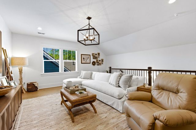 6436 Berg St., Murrells Inlet, SC 29576