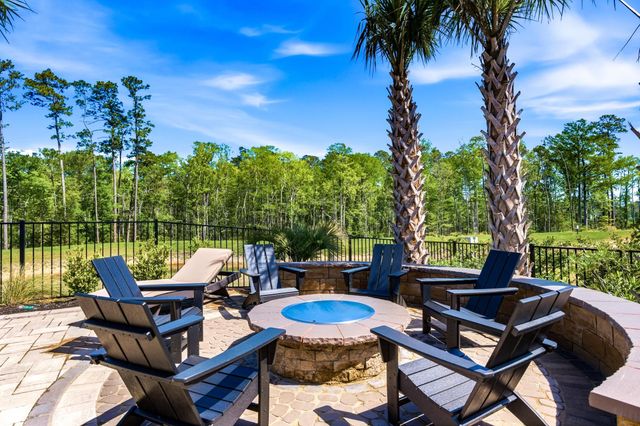 6436 Berg St., Murrells Inlet, SC 29576